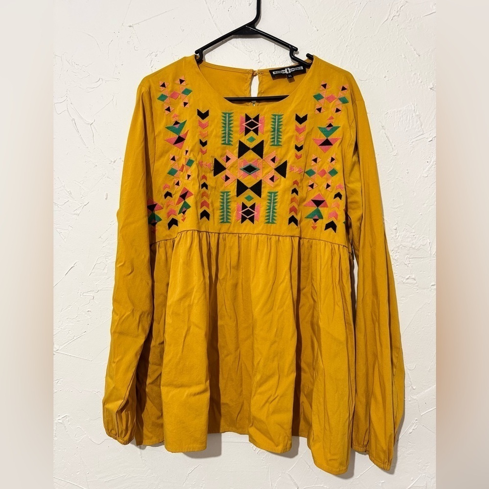 Rowdy Crowd Guadalupe Embroidered Mustard Yellow Aztec Print Blouse Sz XL - Picture 2 of 11